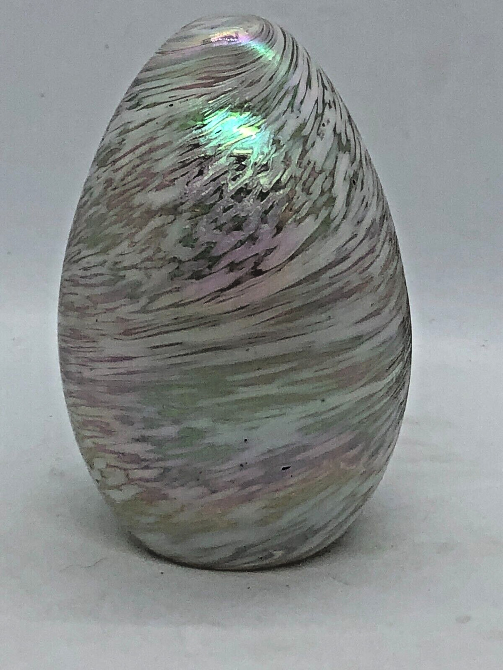 OCI Omnibus Iridescent White Art Glass 4 x 2.5 in Egg Paperweight Clear Bottom